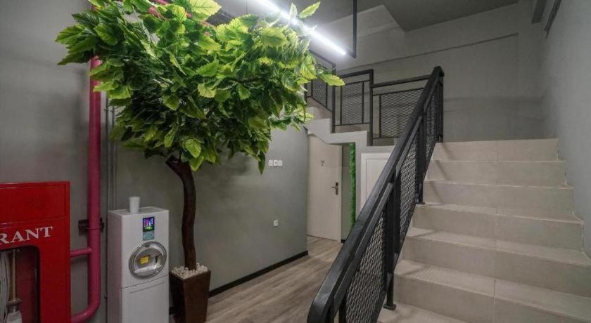 Oyo 568 Rajawali Homestay Palembang Bagian luar foto