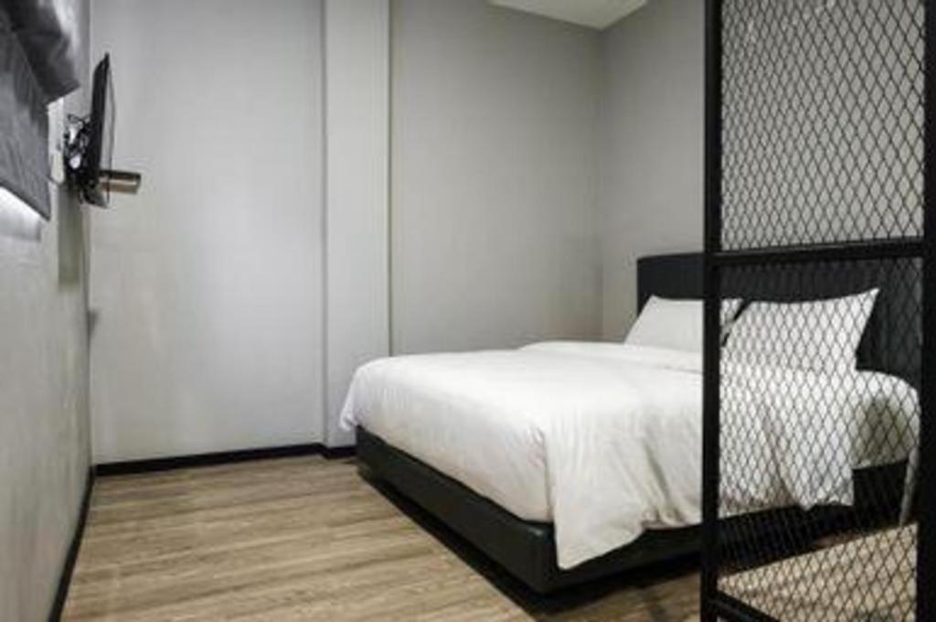Oyo 568 Rajawali Homestay Palembang Bagian luar foto
